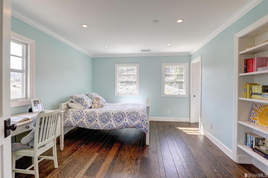 104 Jamaica Street pastel bedroom