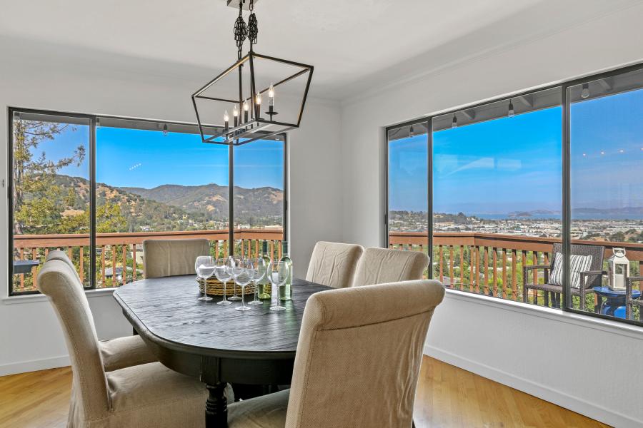 337 Clorinda  dining room with views